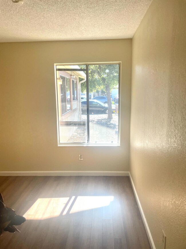 2360 Sequoia Dr, Antioch, CA 94509 - photo 7