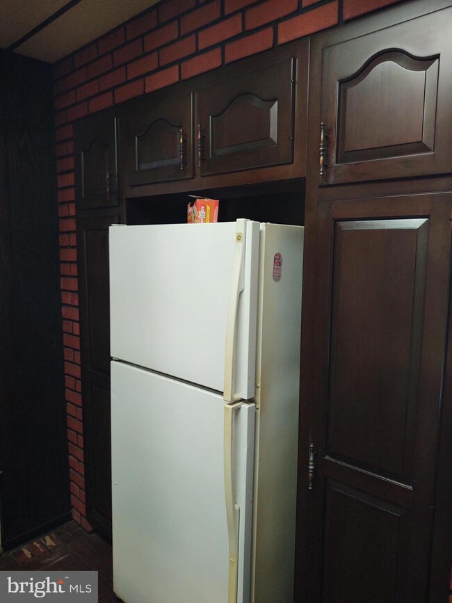 3542 Oakmont St, Philadelphia, PA 19136 - photo 4