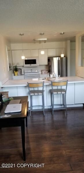 20180414023343091207000000-o