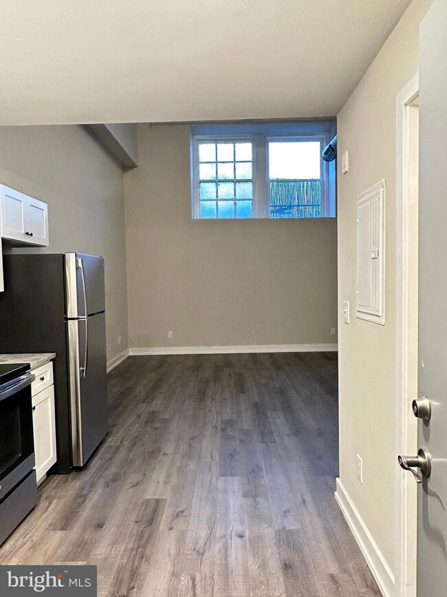 4629 E Thompson St unit 25, Philadelphia, PA 19137 - photo 3