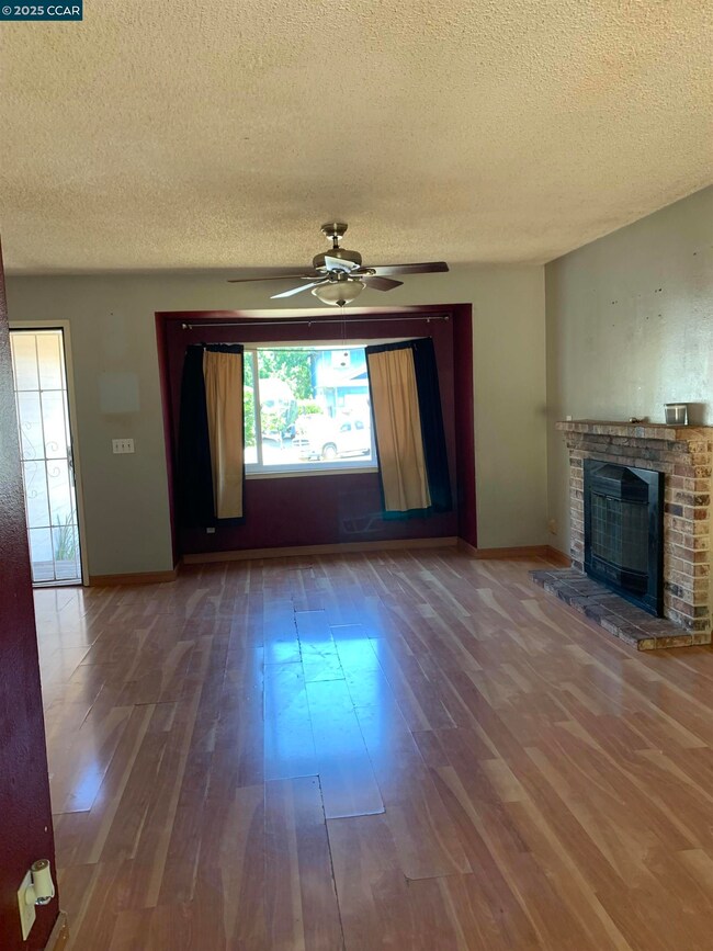 923 Steller Way, Suisun City, CA 94585 - photo 2