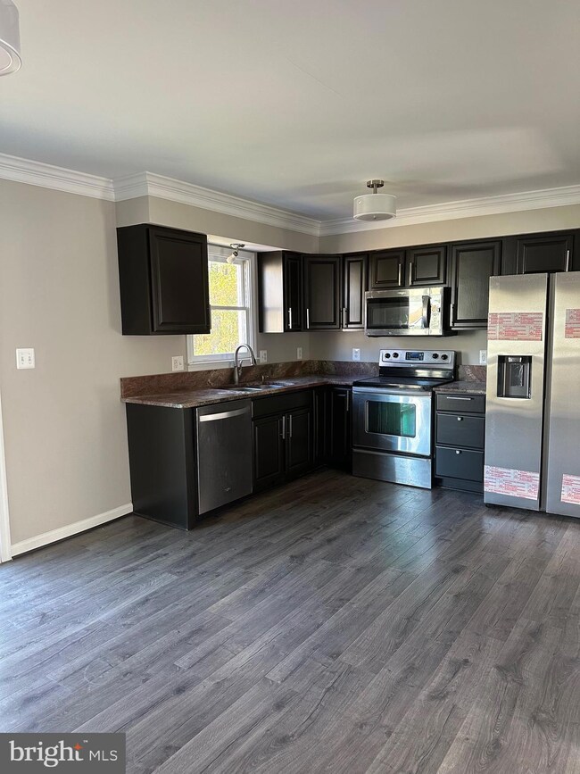 11627 Enchanted Woods Way, Fredericksburg, VA 22407 - photo 7