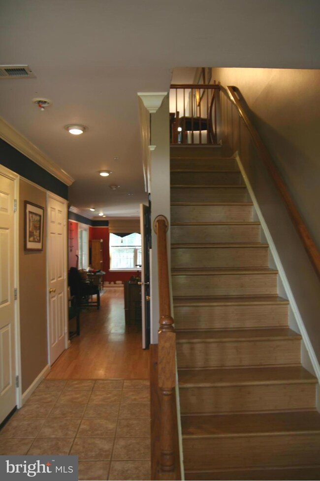 212 Cambridge Place, Prince Frederick, MD 20678 - photo 4