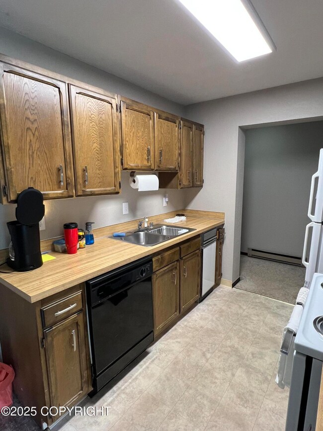 400 W 76th Ave unit 206, Anchorage, AK 99518 - photo 7