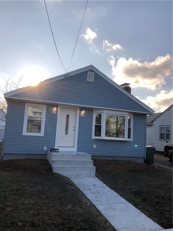 340 Beckwith St, Cranston, RI 02910 - photo 2