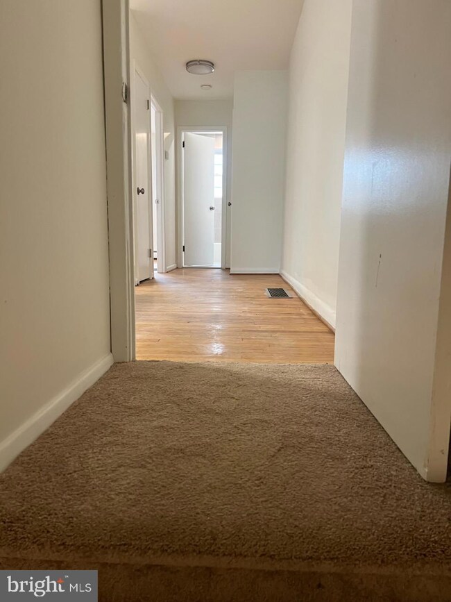 362 Ripka St unit A, Philadelphia, PA 19128 - photo 5