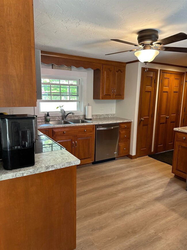 1591 Battle St, Webster, NH 03303 - photo 7