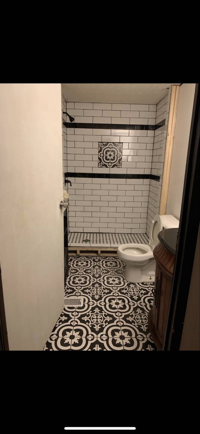 918 Craft St, Jefferson City, TN 37760 - photo 3