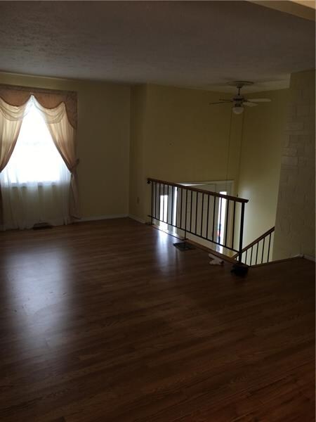 Entertain here in your Large Living Room, with cha