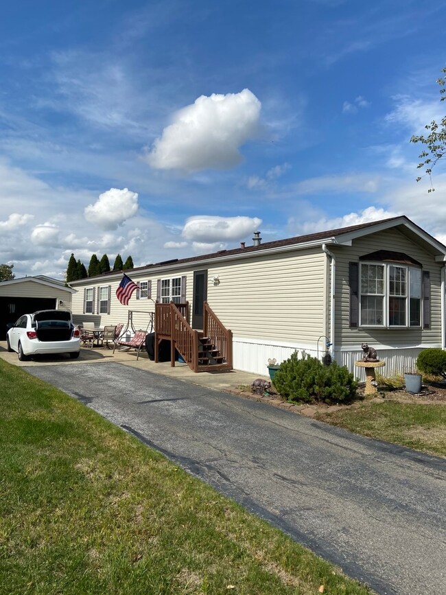 6 Blue Bird Ln, Beecher, IL 60401 - photo 4