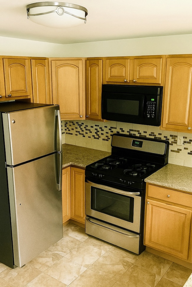 4 Saint James St unit 1J, Kingston, NY 12401 - photo 4