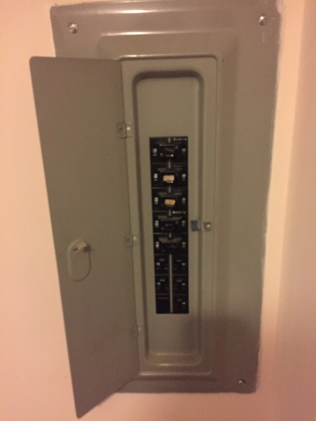 7102 W 107th St unit 2D, Worth, IL 60482 - photo 3