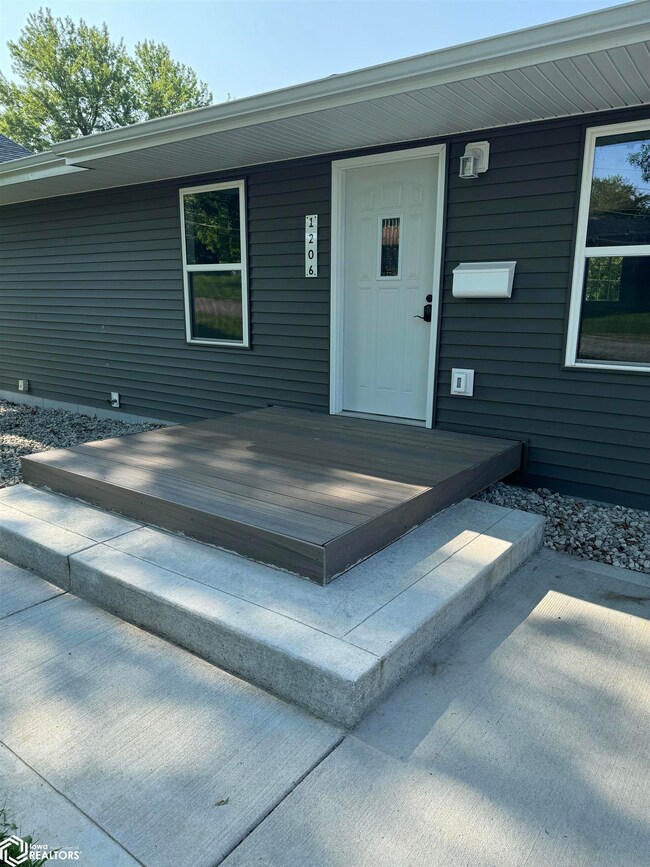 1206 W Adair St, Creston, IA 50801 - photo 3