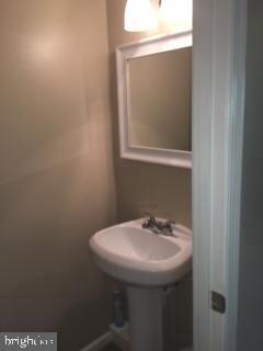 3760B Madison Ln, Falls Church, VA 22041 - photo 3