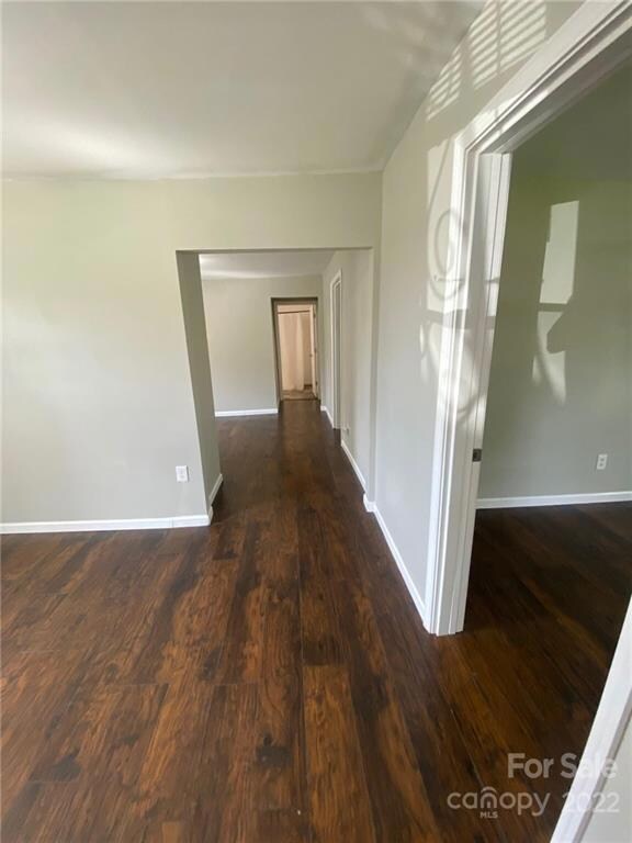 407 Dobson Ave, Statesville, NC 28677 - photo 5