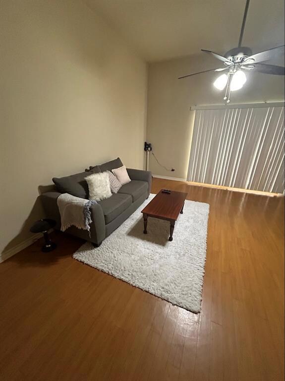 1908 San Antonio St unit 303, Austin, TX 78705 - photo 2