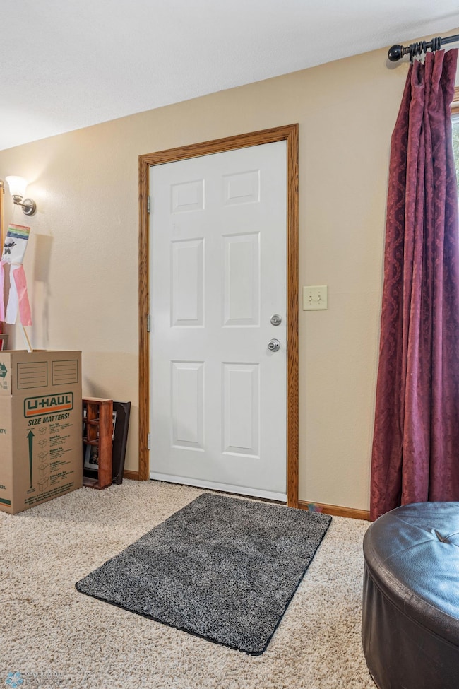 917 14th Ave N, Fargo, ND 58102 - photo 5