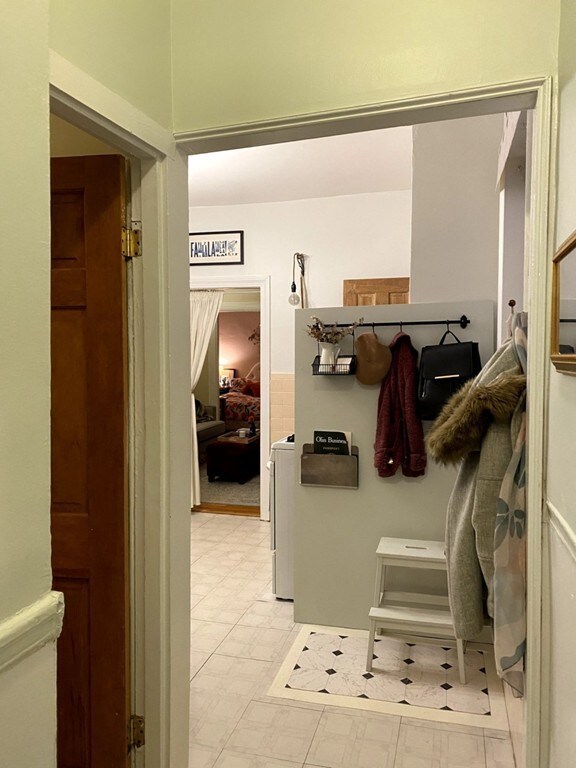 36 Charter St unit 3R, Boston, MA 02113 - photo 2