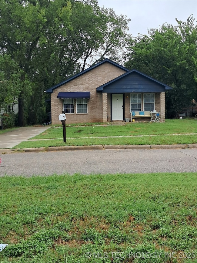 837 C St SE, Ardmore, OK 73401 - photo 2