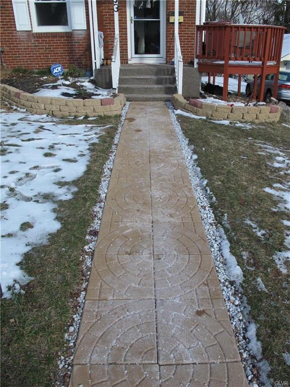 83 6th St, Whitehall, PA 18052 - photo 3