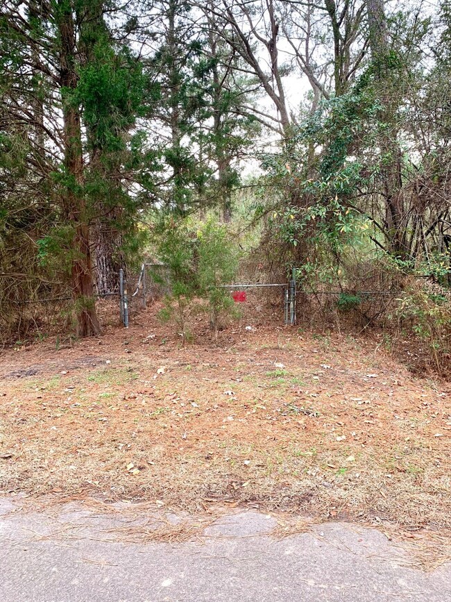 199 Lazy Acre Loop Gate Ent