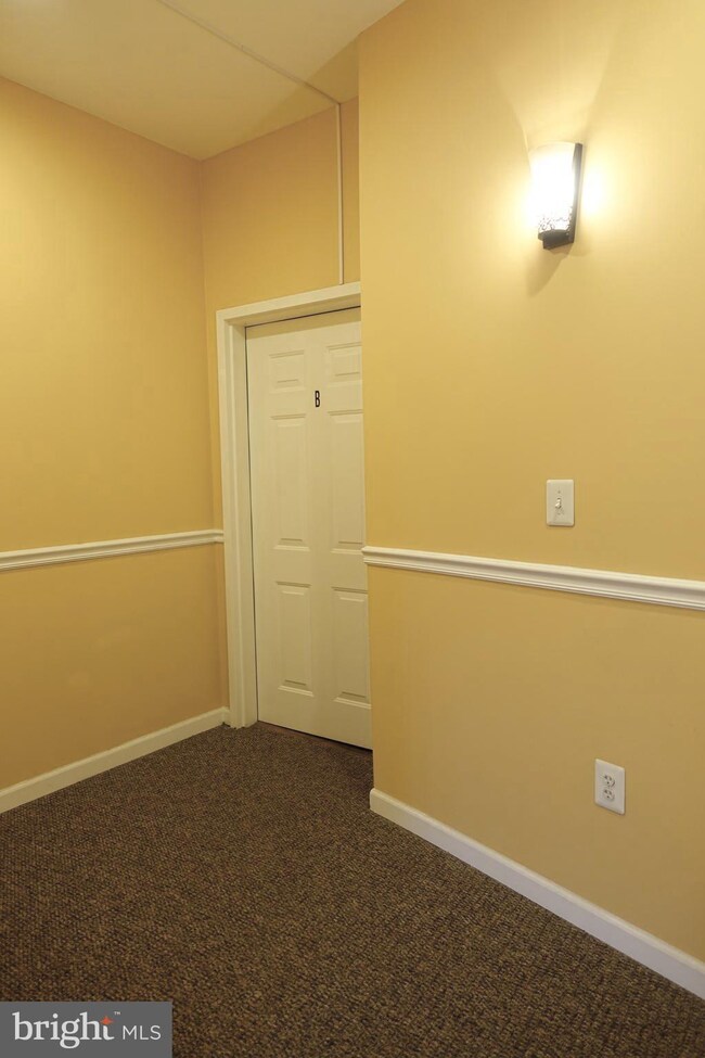 1727 Eastern Ave unit B, Baltimore, MD 21231 - photo 6