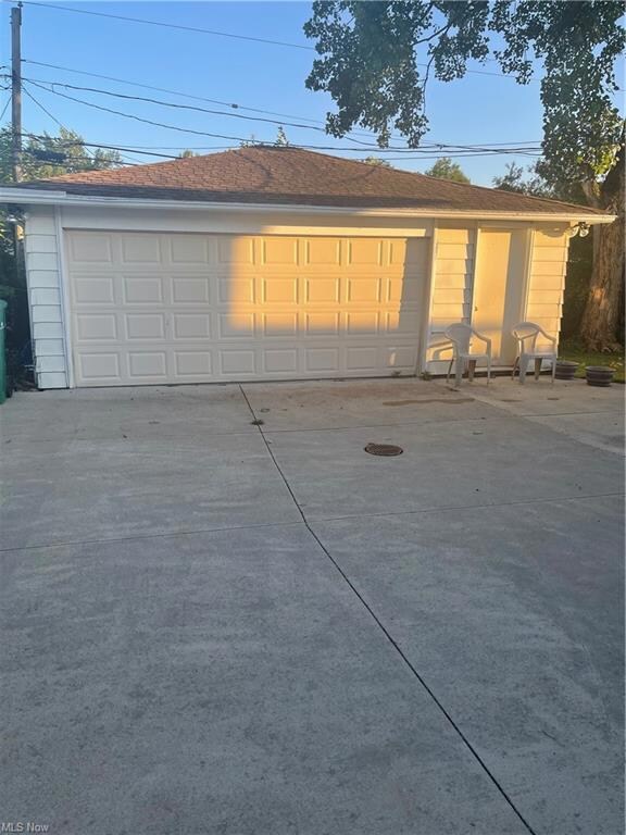 2 car garage with opener