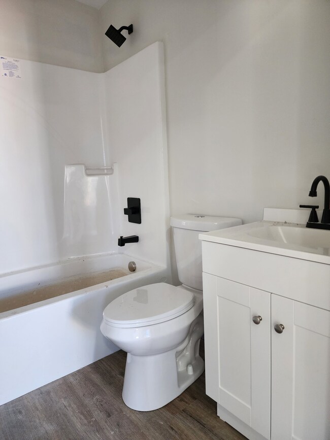 713 Hunt St, Winchester, TN 37398 - photo 6