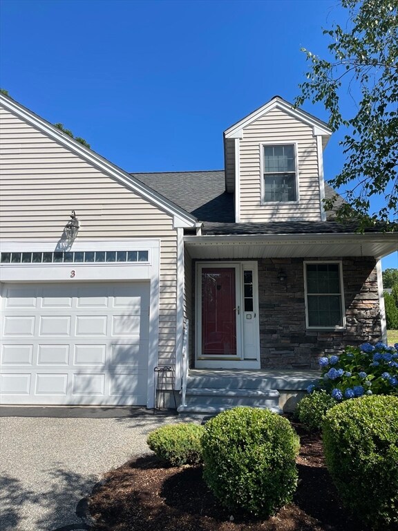 3 Fox Run Rd, Blackstone, MA 01504 - photo 2