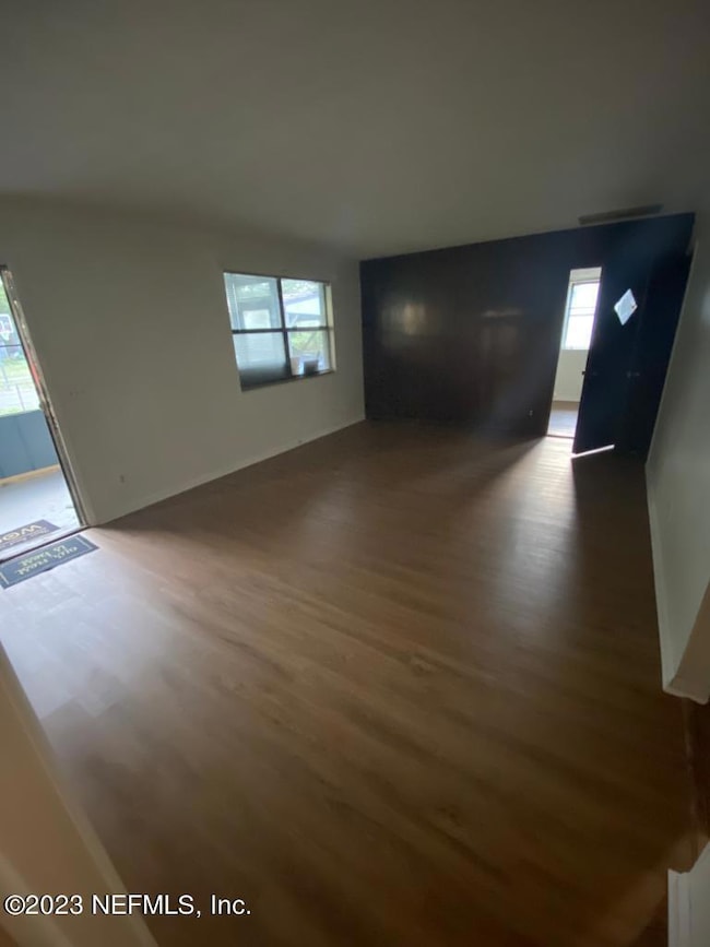 2231 Betsy Dr, Jacksonville, FL 32210 - photo 2