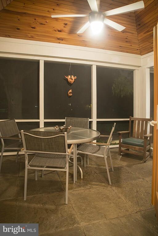 8941 Littleton St, Fairfax, VA 22032 - photo 7