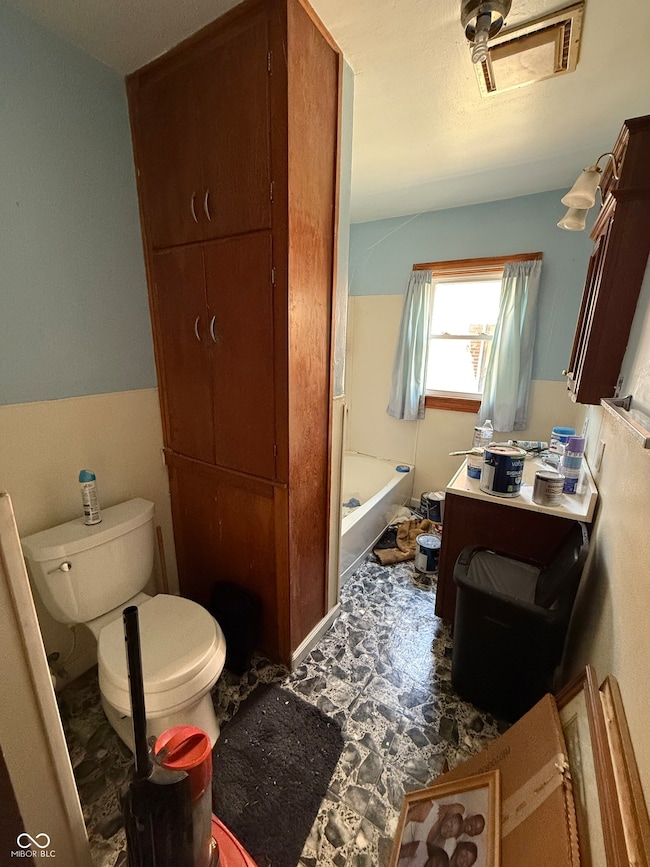 1227 W 9th St, Anderson, IN 46016 - photo 6