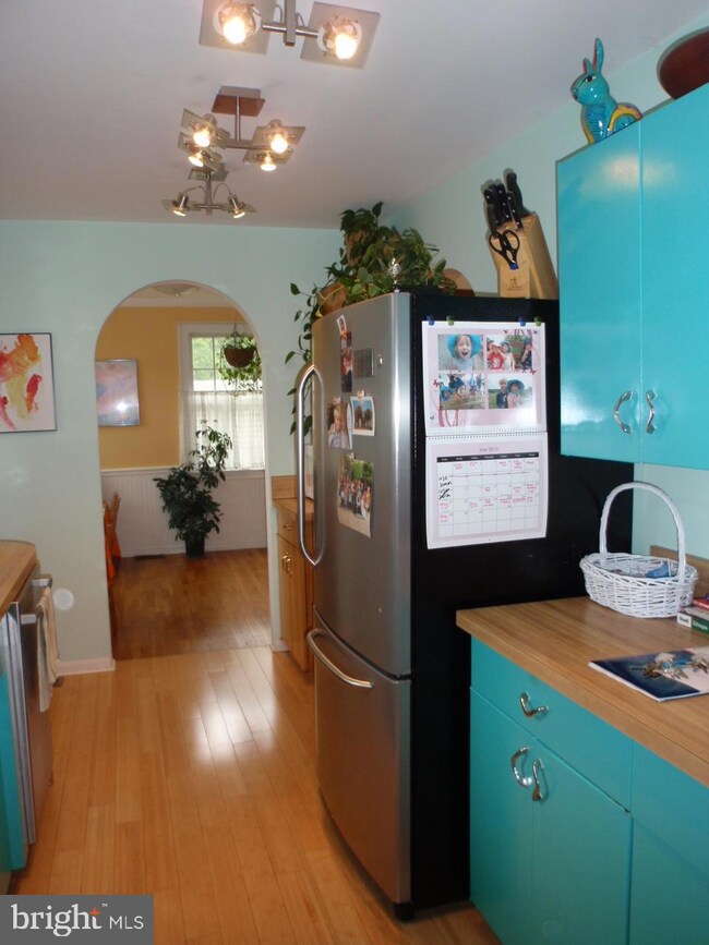 6601 Fisher Ave, Falls Church, VA 22046 - photo 7