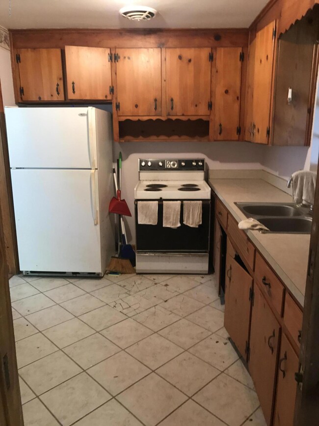 2161 West Rd, Jacksonville, FL 32216 - photo 5