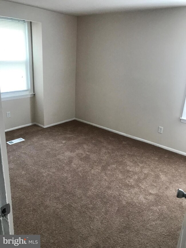 1974 Arwell Ct, Severn, MD 21144 - photo 5