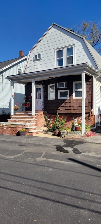 40 Avalon St, Revere, MA 02151 - photo 2