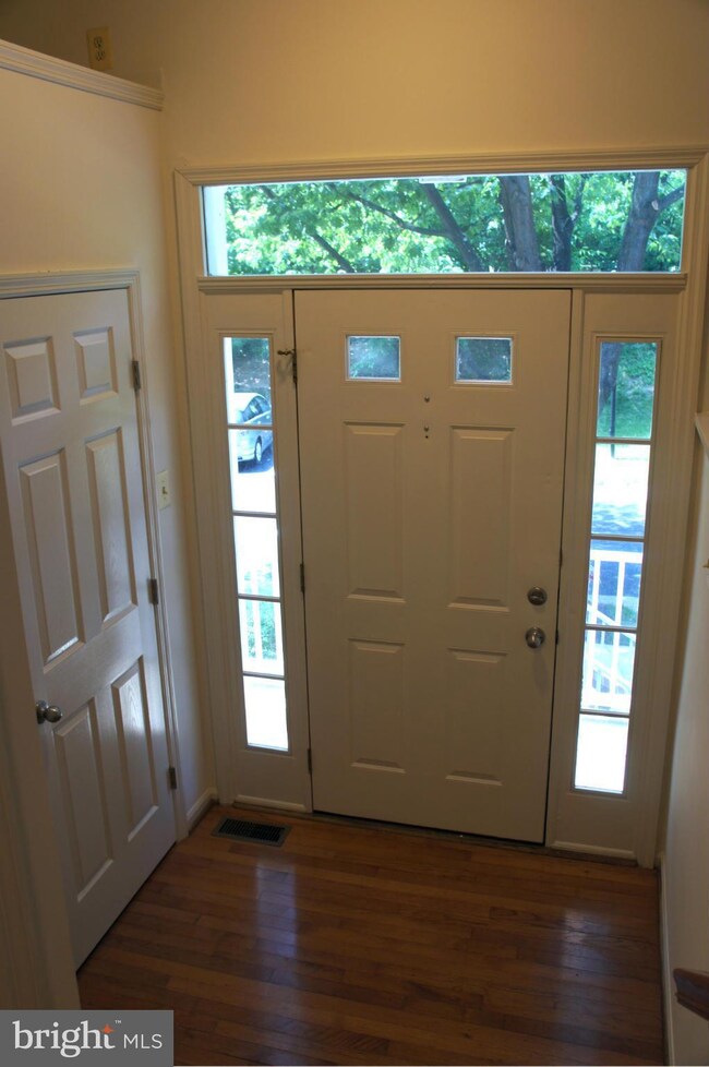 12650 Granite Ridge Dr, North Potomac, MD 20878 - photo 3