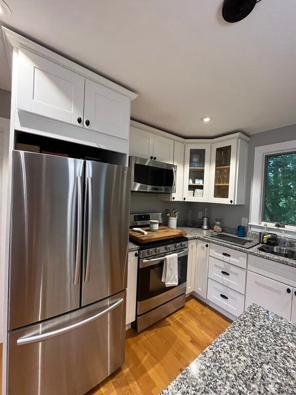 25 Menlo Ave unit 2, Lynn, MA 01905 - photo 7