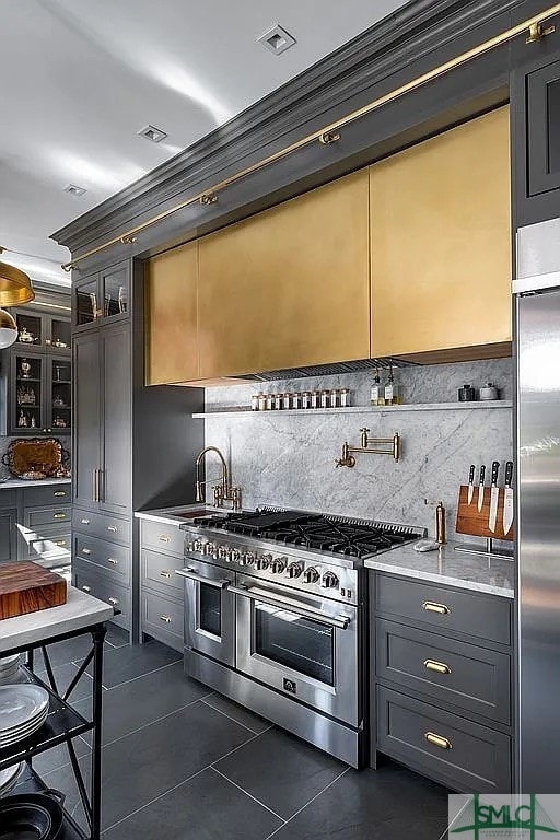 Kitchen 3