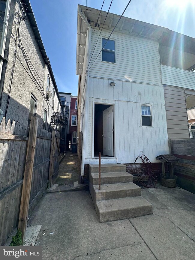 1370 Perkiomen Ave, Reading, PA 19602 - photo 4