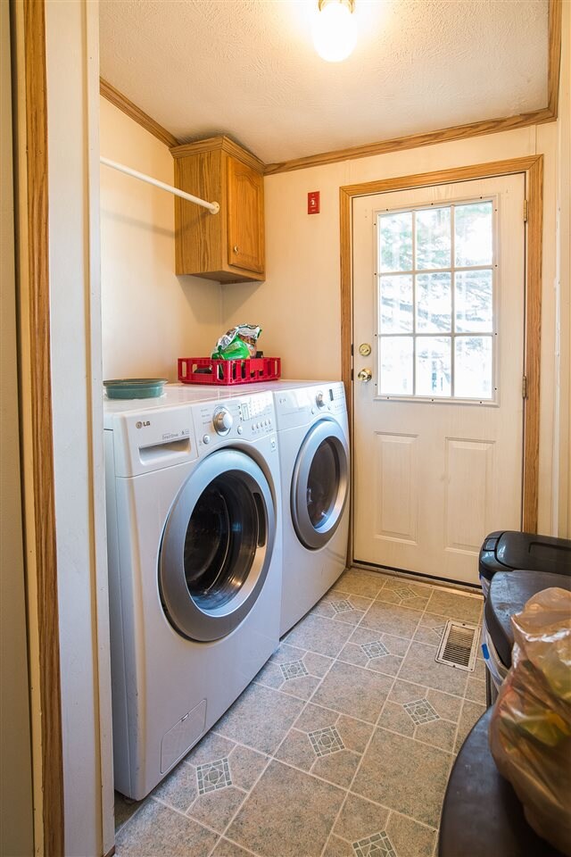 34 Roland Dr, Allenstown, NH 03275 - photo 4