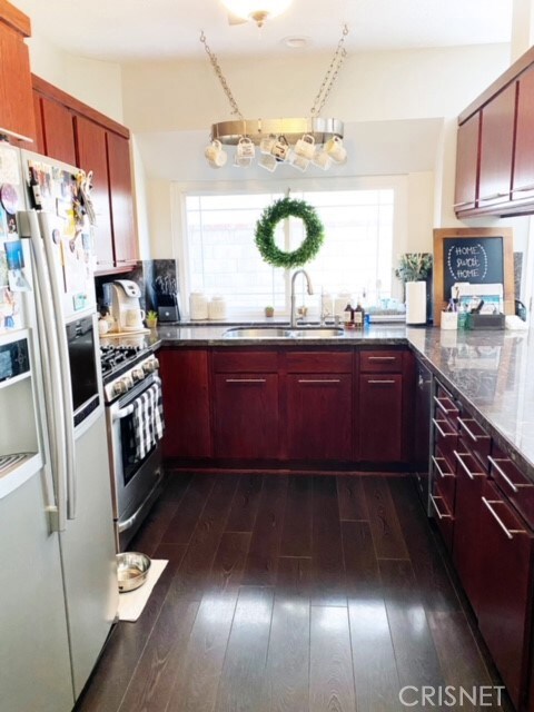 28454 Evergreen Ln, Santa Clarita, CA 91390 - photo 7