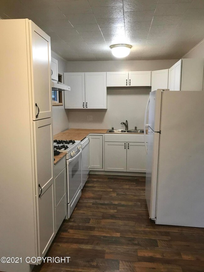 Kitchen unit 1
