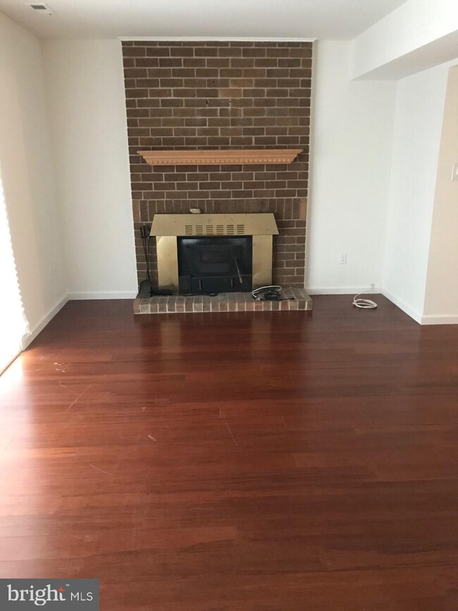 1049 Pendleton Ct, Voorhees, NJ 08043 - photo 3