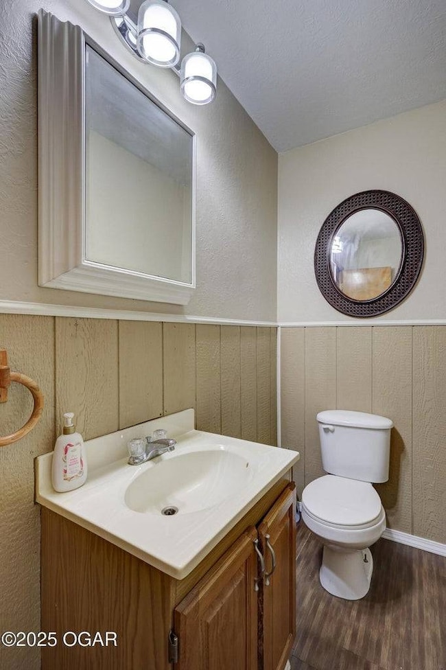 2205 Lincoln Ave, Baxter Springs, KS 66713 - photo 6