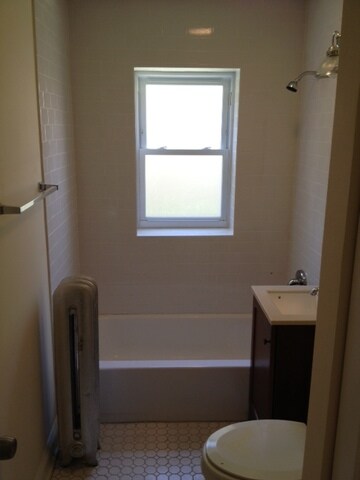 6214 N Mozart St unit 1E, Chicago, IL 60659 - photo 5