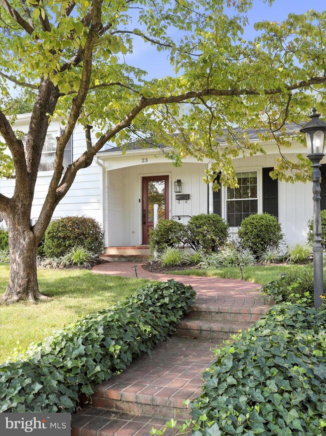 23 Fairview Ave, Frederick, MD 21701 - photo 3