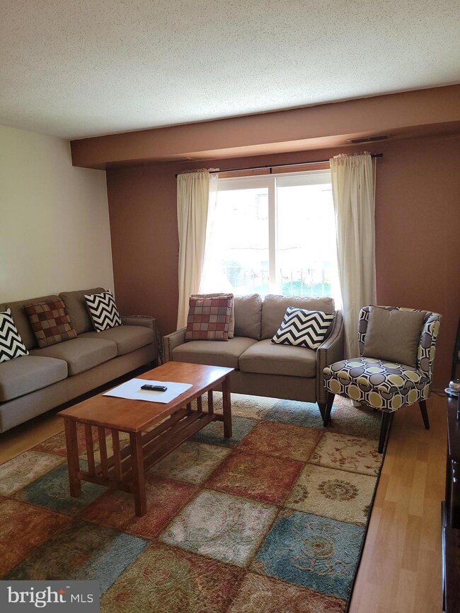 11909 Tarragon Rd unit F, Reisterstown, MD 21136 - photo 3