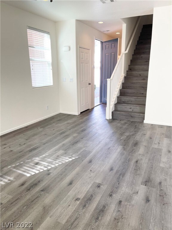 7729 Epico Way, Las Vegas, NV 89179 - photo 2