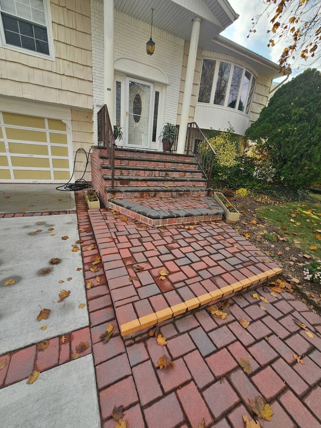 794 Vivian Ct, Baldwin, NY 11510 - photo 6